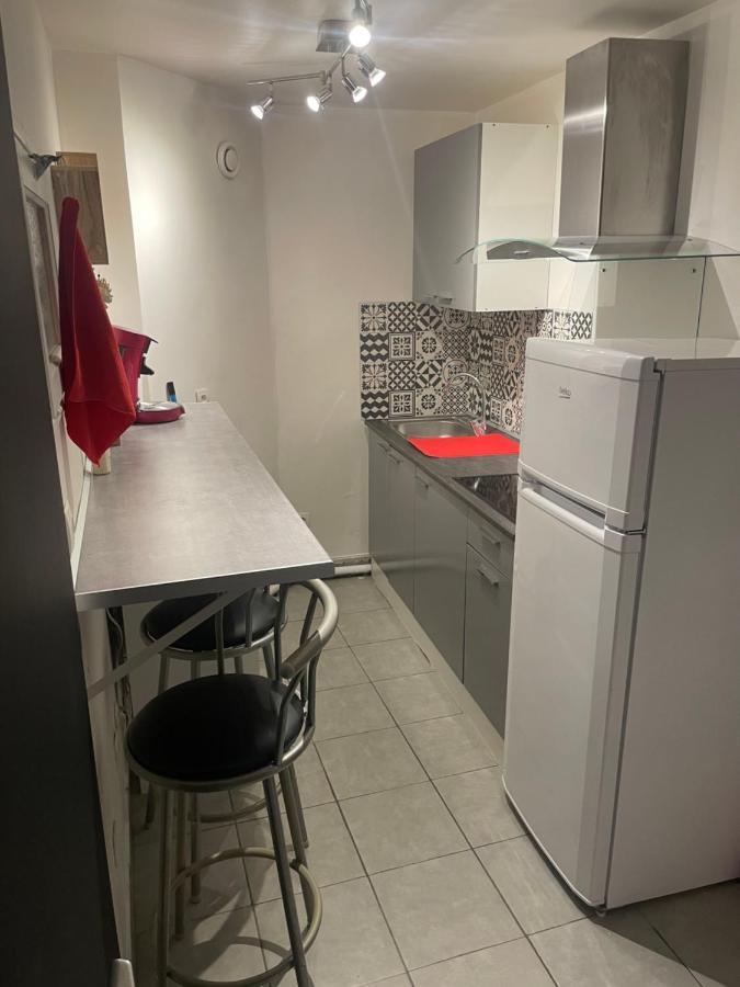 Appartement Complet Hyper Centre Оксер Екстериор снимка